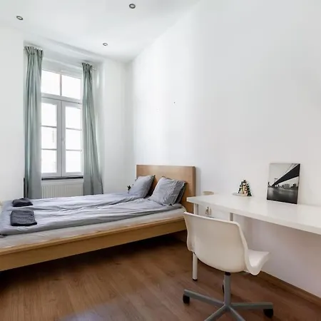 Elegant Downtown At Kiraly 39 Appartement Budapest